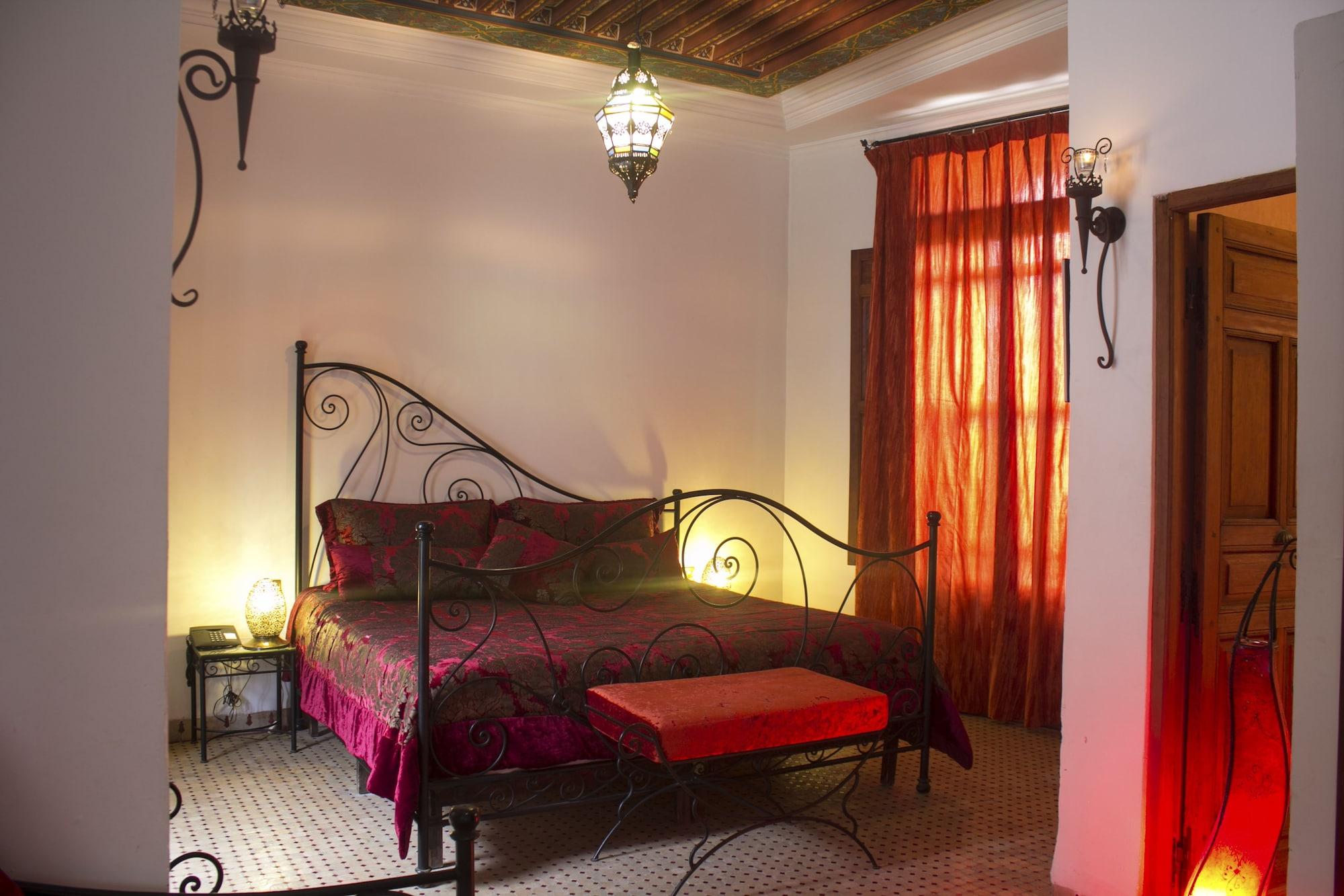 Riad Alya Fes Luaran gambar