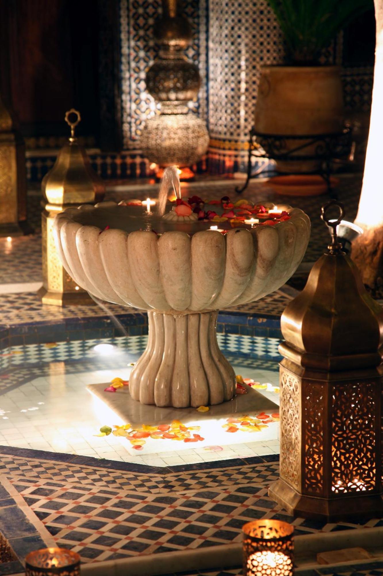 Riad Alya Fes Luaran gambar