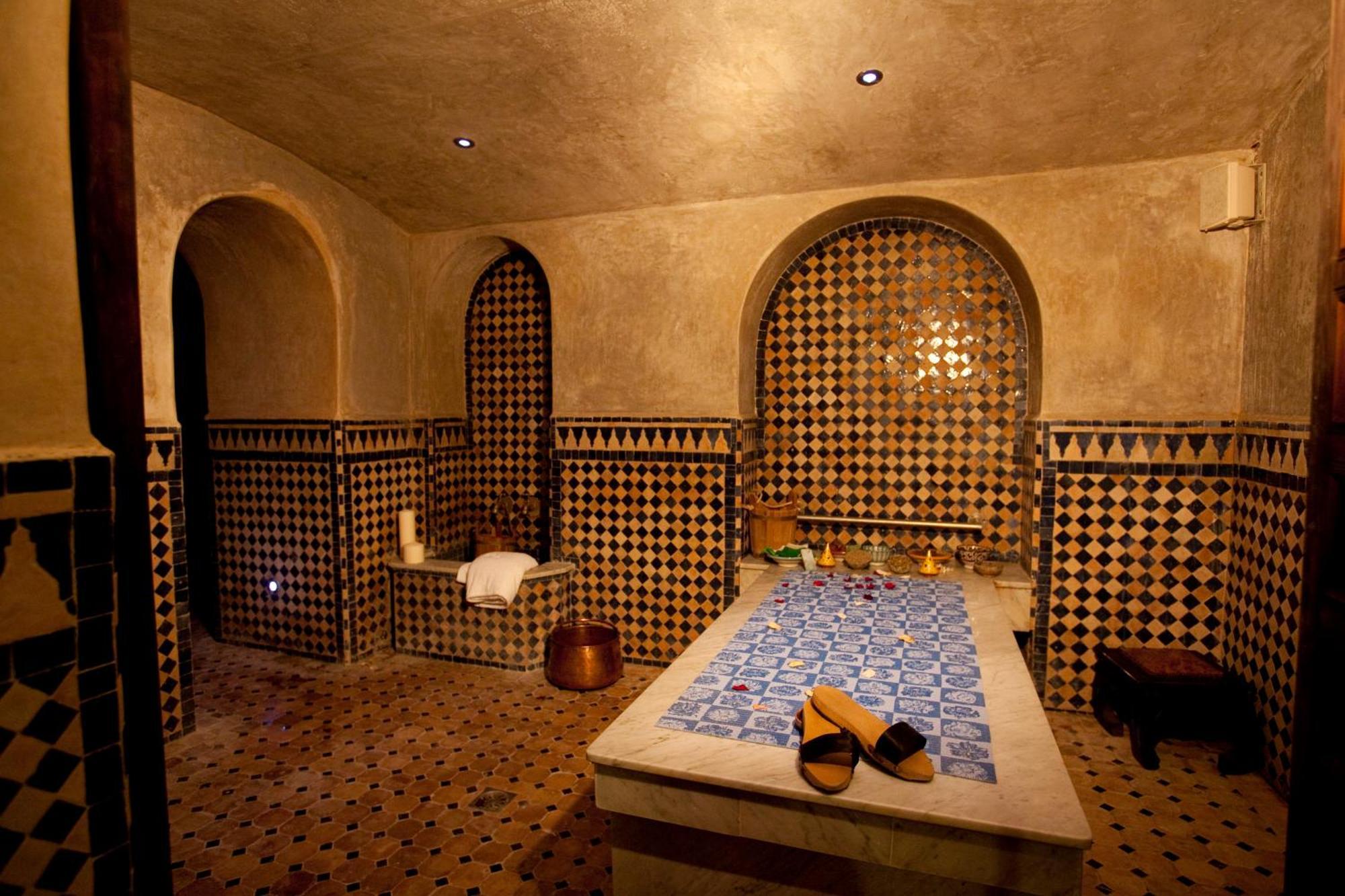 Riad Alya Fes Luaran gambar