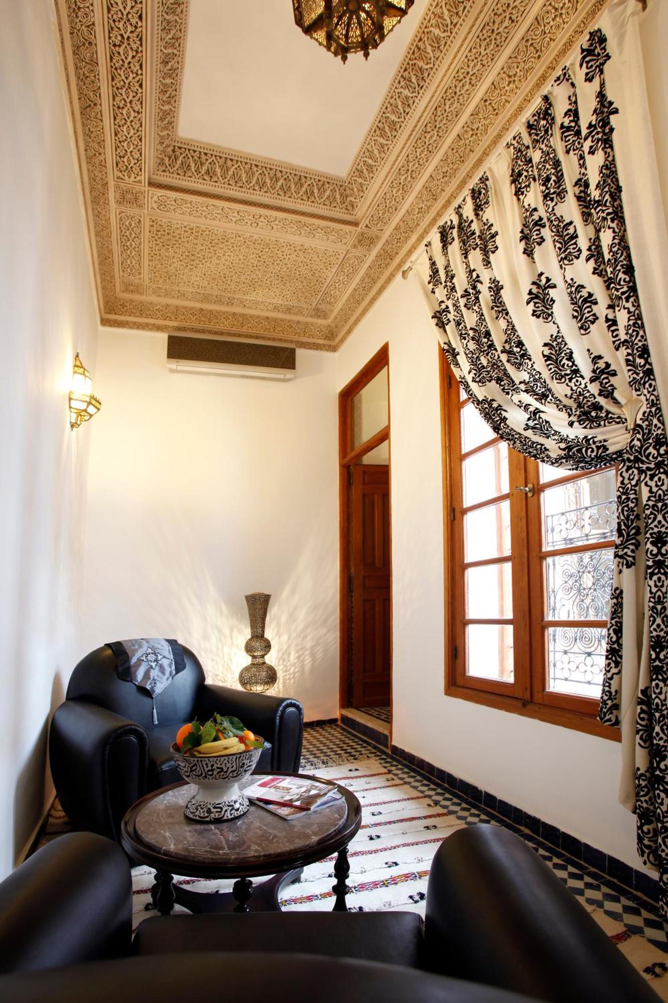 Riad Alya Fes Luaran gambar