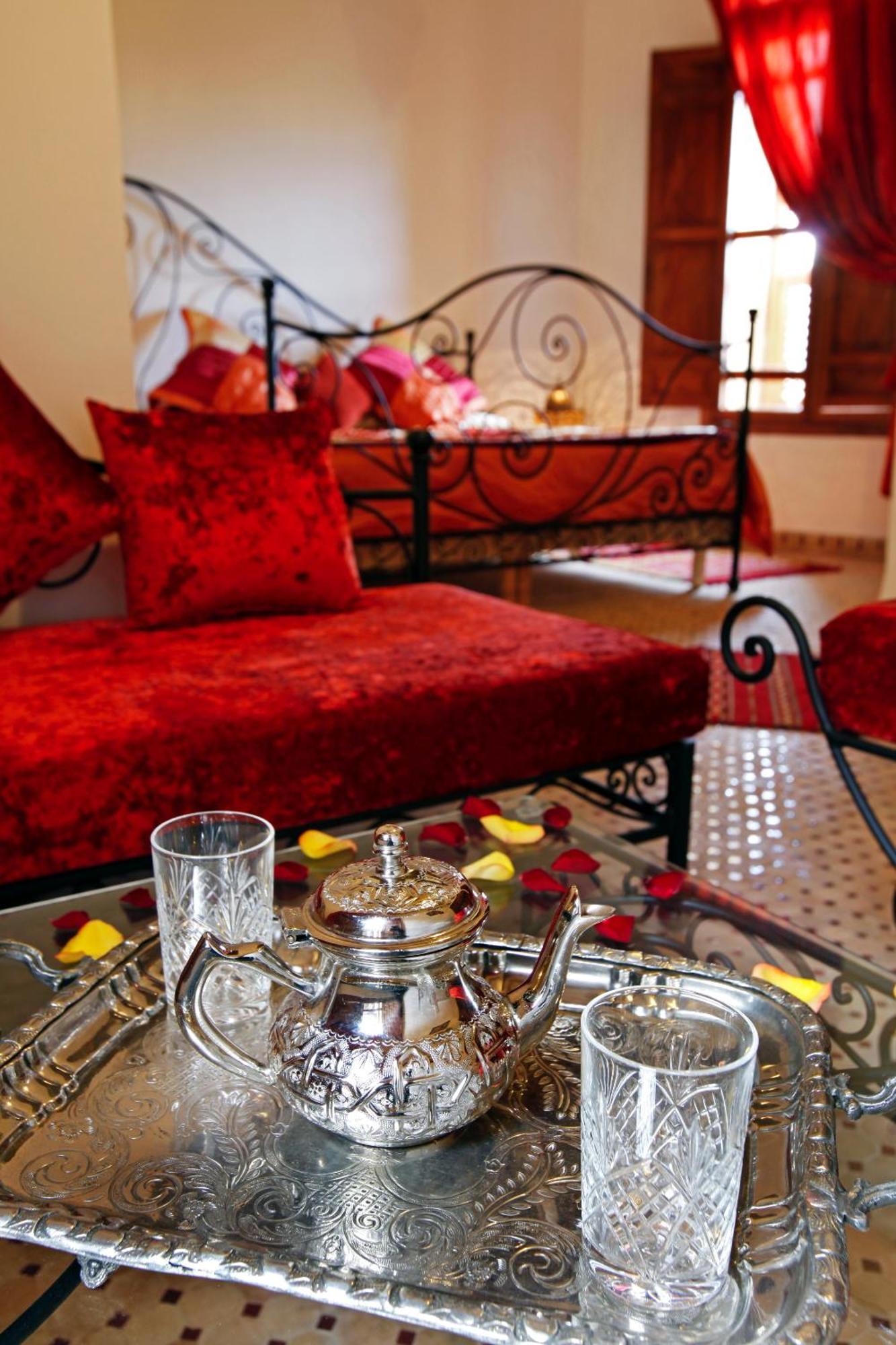 Riad Alya Fes Luaran gambar