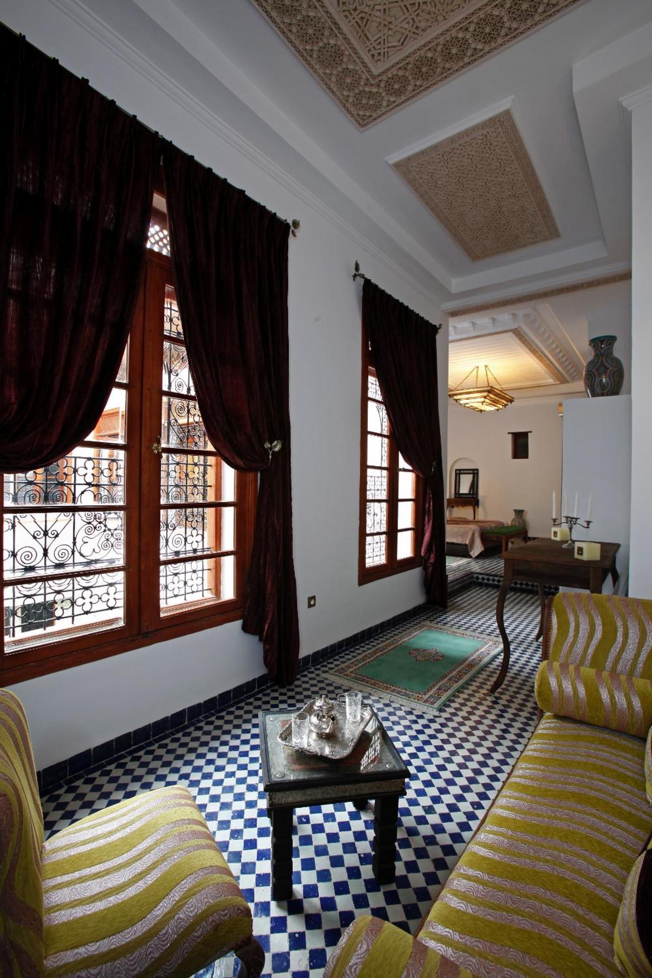Riad Alya Fes Luaran gambar