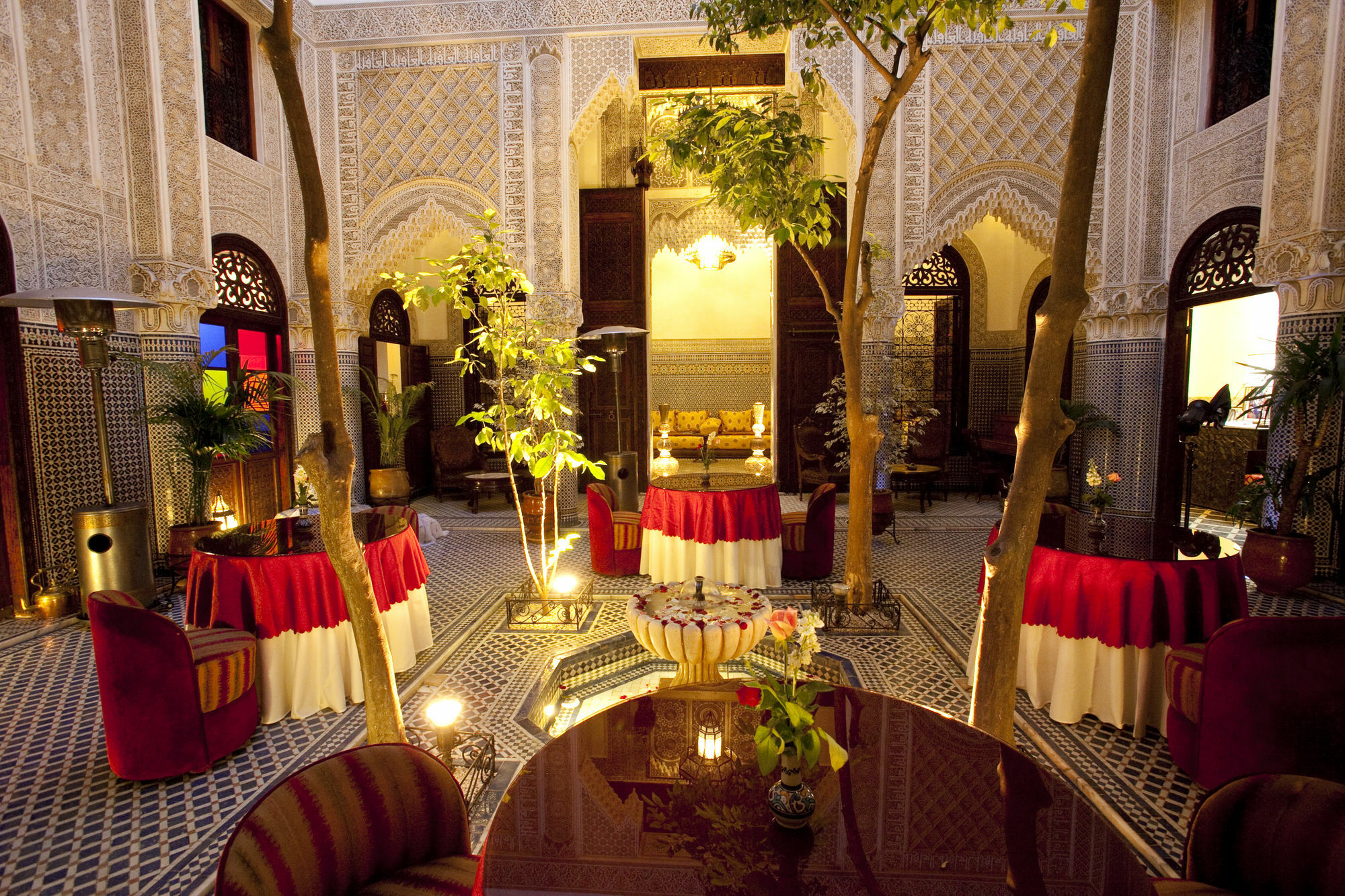 Riad Alya Fes Luaran gambar